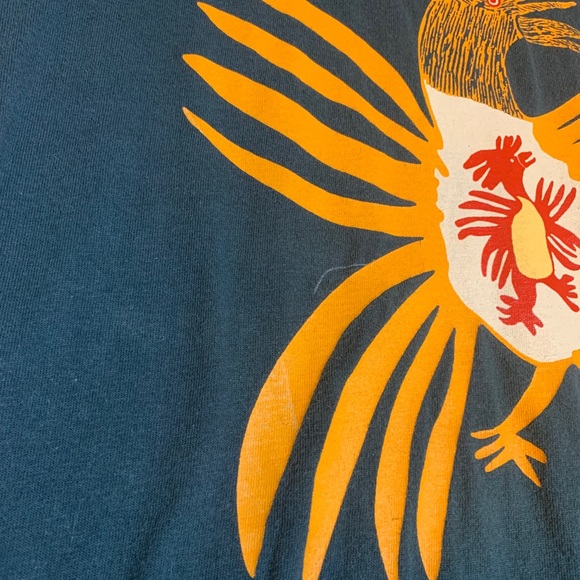 Vintage Green Banana Republic Travel & Safari Tee - Picture 2 of 10